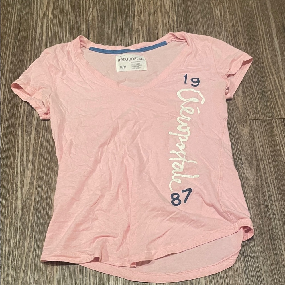 Aeropostale Light Pink V-Neck Tee with White and Blue Design